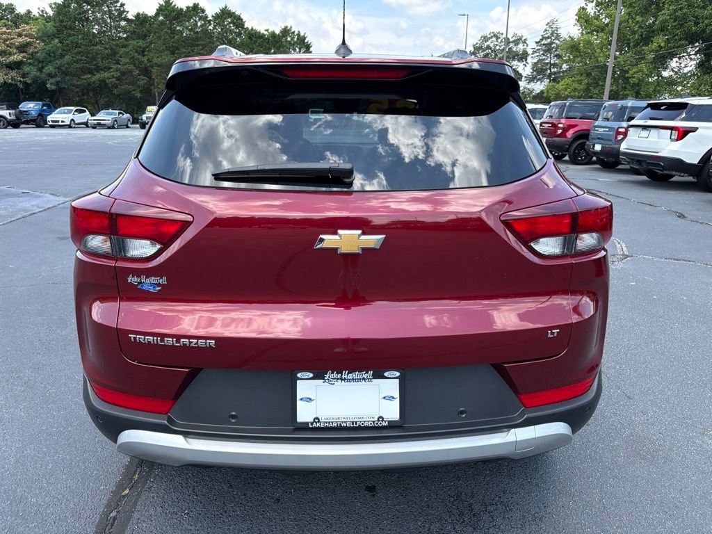 Used 2025 Chevrolet TrailBlazer LT w/ LPO, Blackout Package FWD image 24