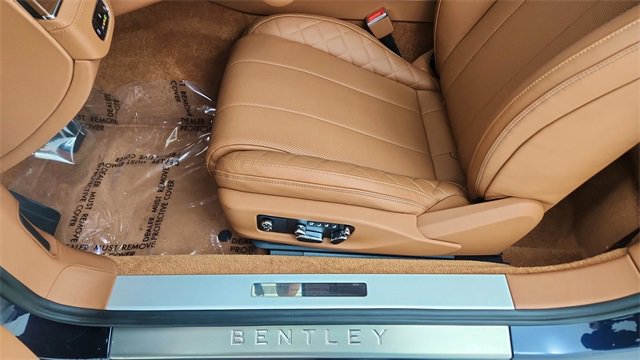 Used 2022 Bentley Continental GT image 29