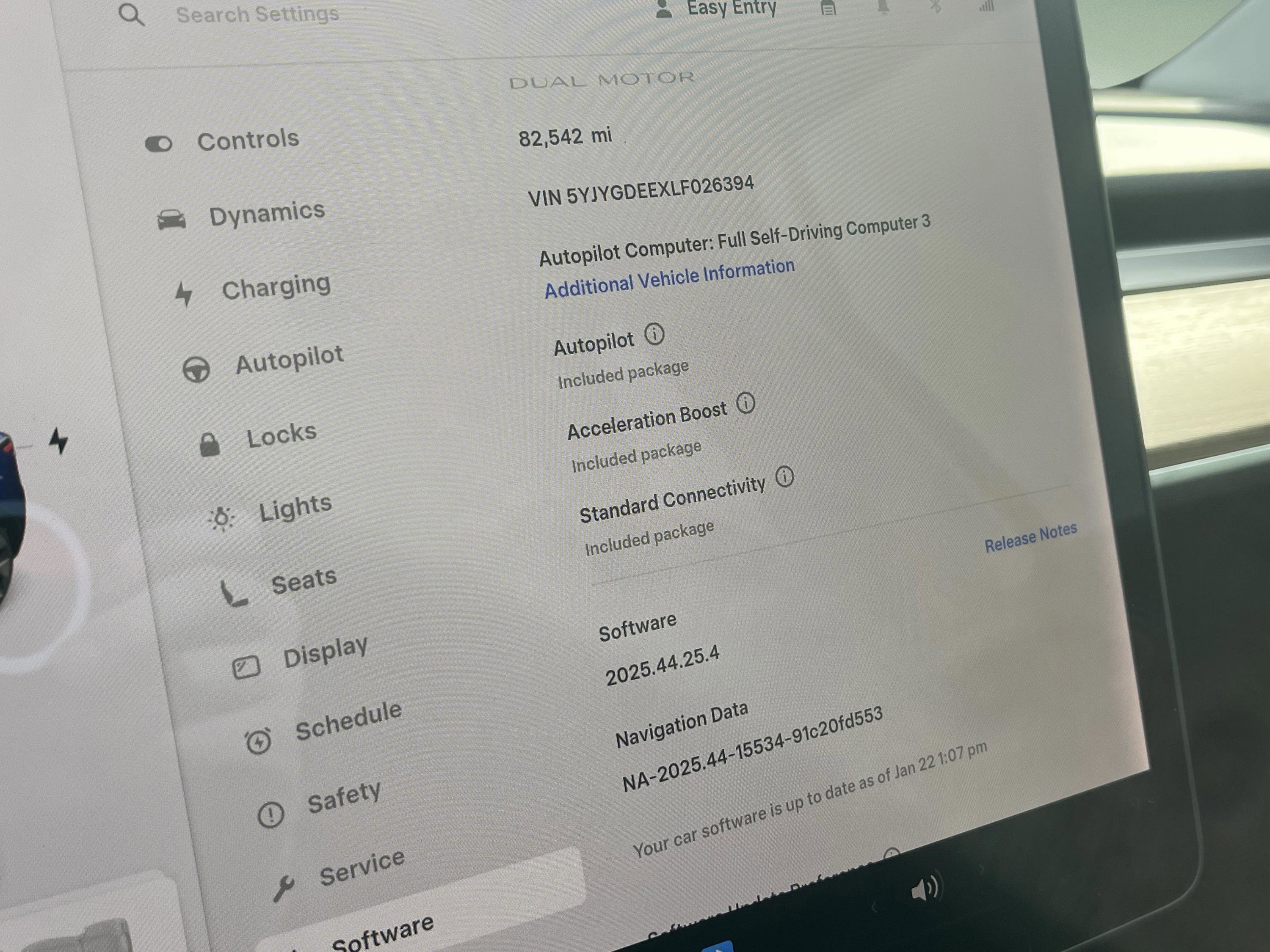 Used 2020 Tesla Model Y Long Range image 18