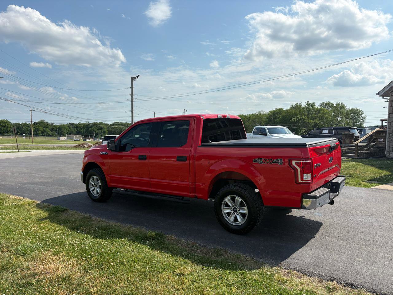 Used 2015 Ford F150 XLT w/ Equipment Group 301A Mid AWD/4WD image 22