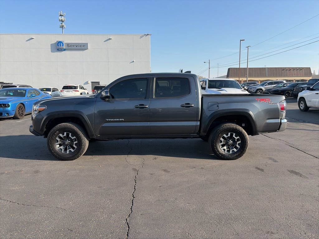 Used 2023 Toyota Tacoma TRD Off-Road image 4