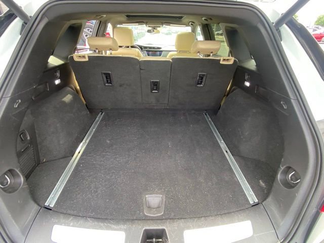 Used 2017 Cadillac XT5 Luxury w/ Driver Awareness Package image 27