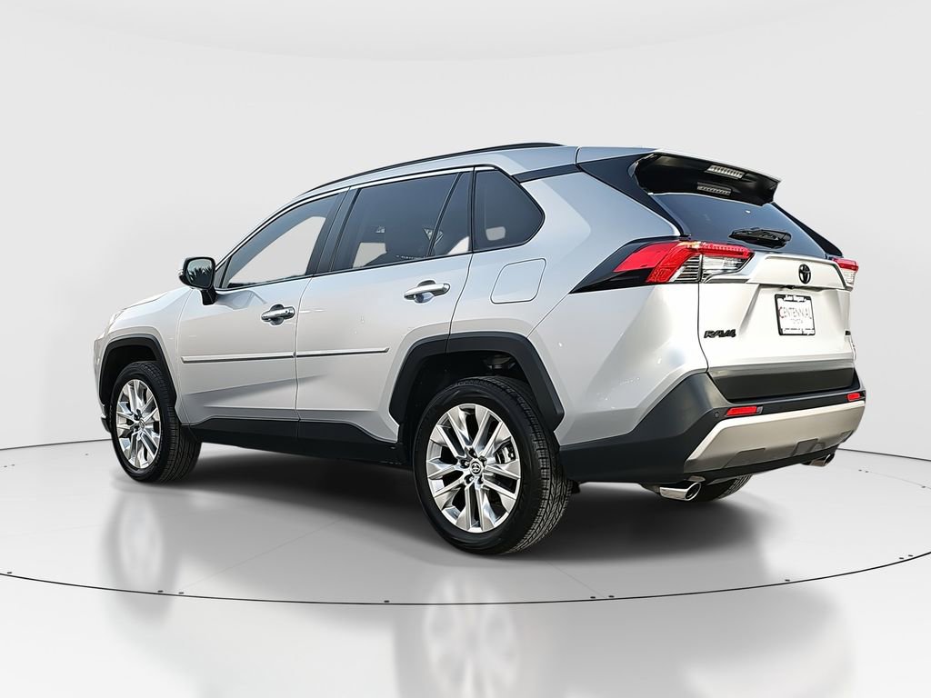 Used 2023 Toyota RAV4 Limited image 7