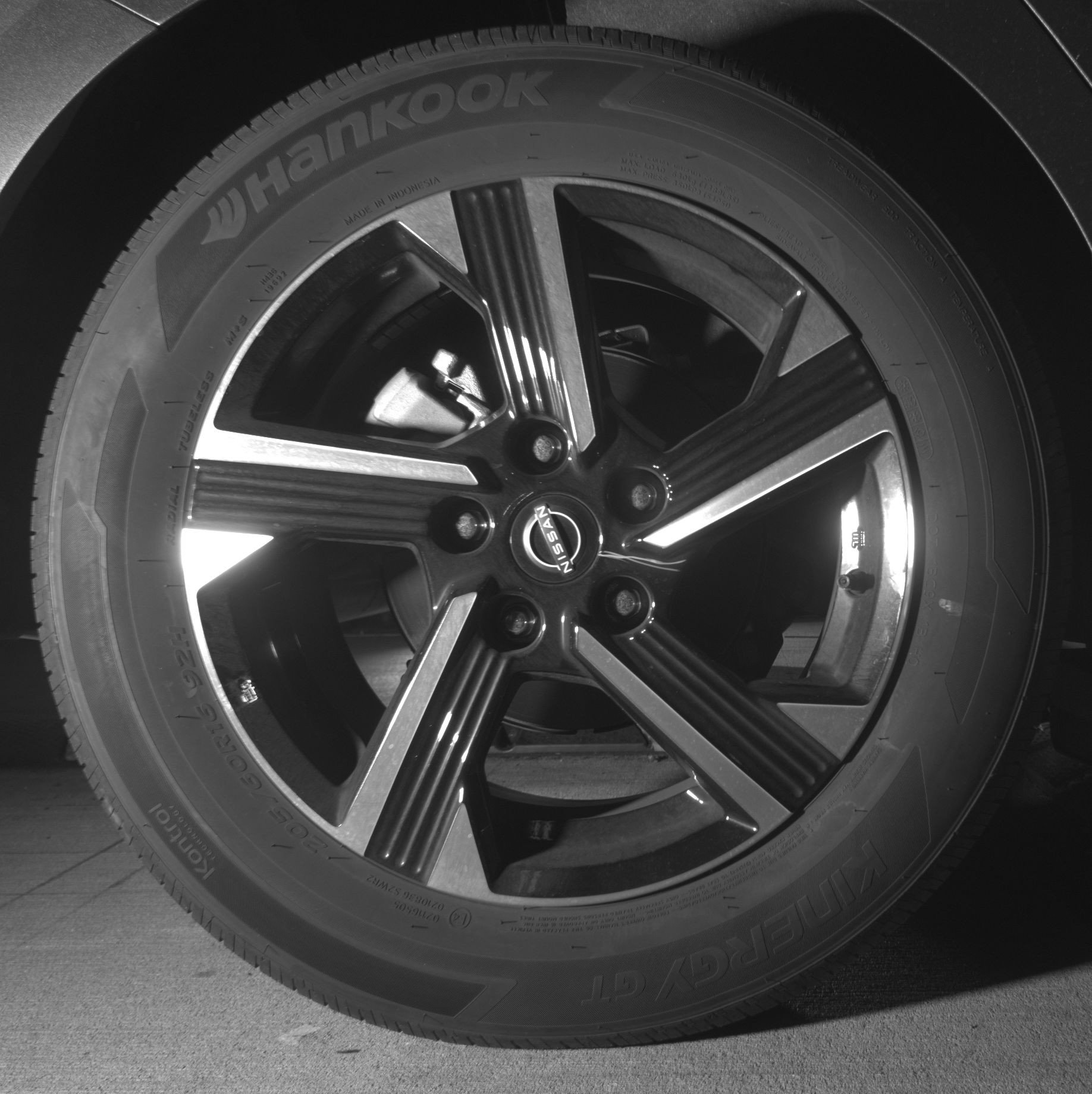 Used 2025 Nissan Sentra SV FWD image 15