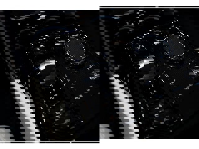 Used 2025 BMW 530i xDrive image 64