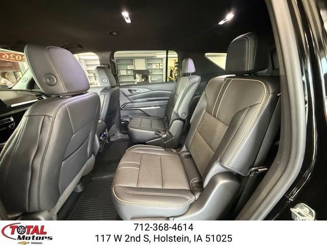 New 2026 Chevrolet Traverse High Country w/ LPO, Floor Liner Package AWD/4WD image 10