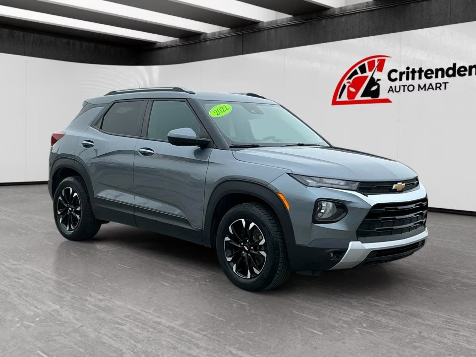 Used 2022 Chevrolet TrailBlazer LT w/ LPO, Blackout Package AWD/4WD image 5