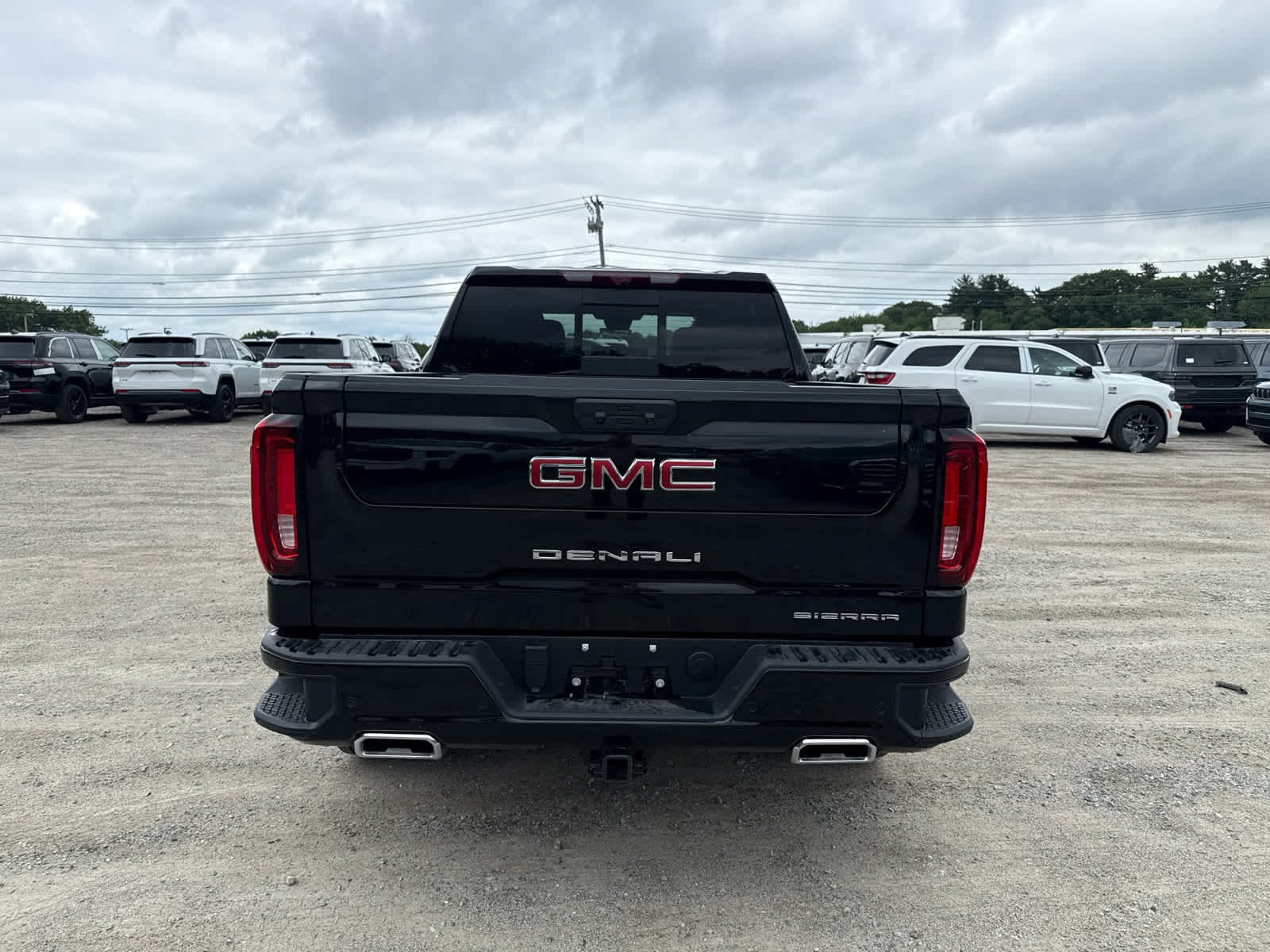 New 2026 GMC Sierra 1500 Denali w/ Denali Reserve Package AWD/4WD image 4