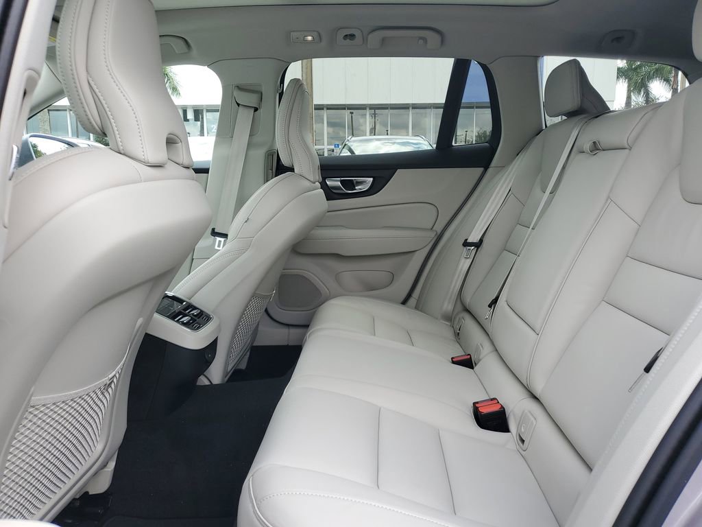 New 2026 Volvo V60 B5 Cross Country Ultra w/ Protection Package Premier image 12