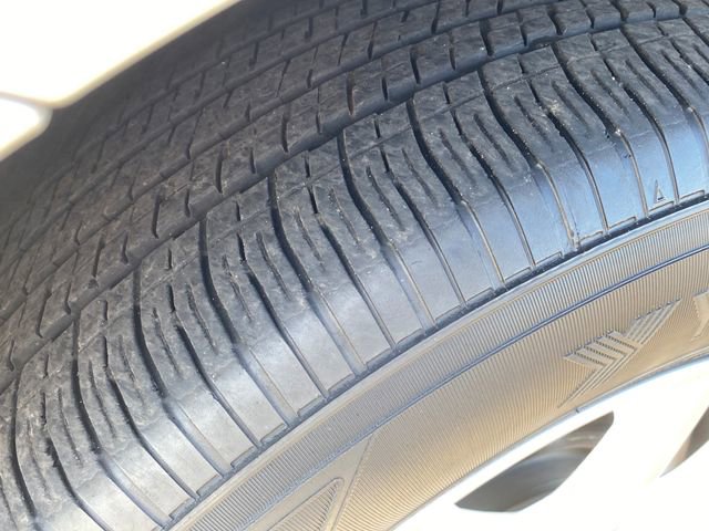 Used 2024 Chrysler Pacifica Touring-L image 22