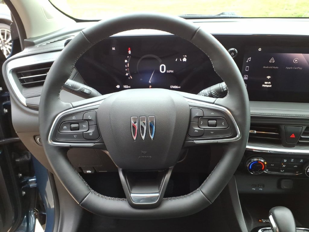 Used 2024 Buick Encore GX Sport Touring w/ Comfort Package AWD/4WD image 17