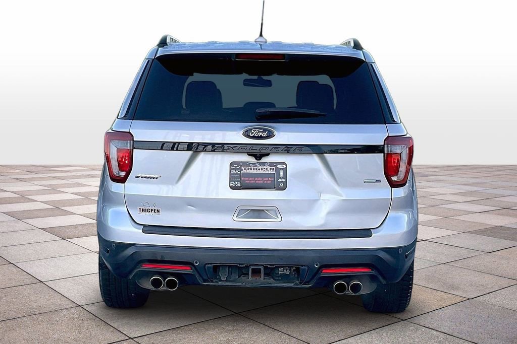 Used 2019 Ford Explorer Sport AWD/4WD image 4