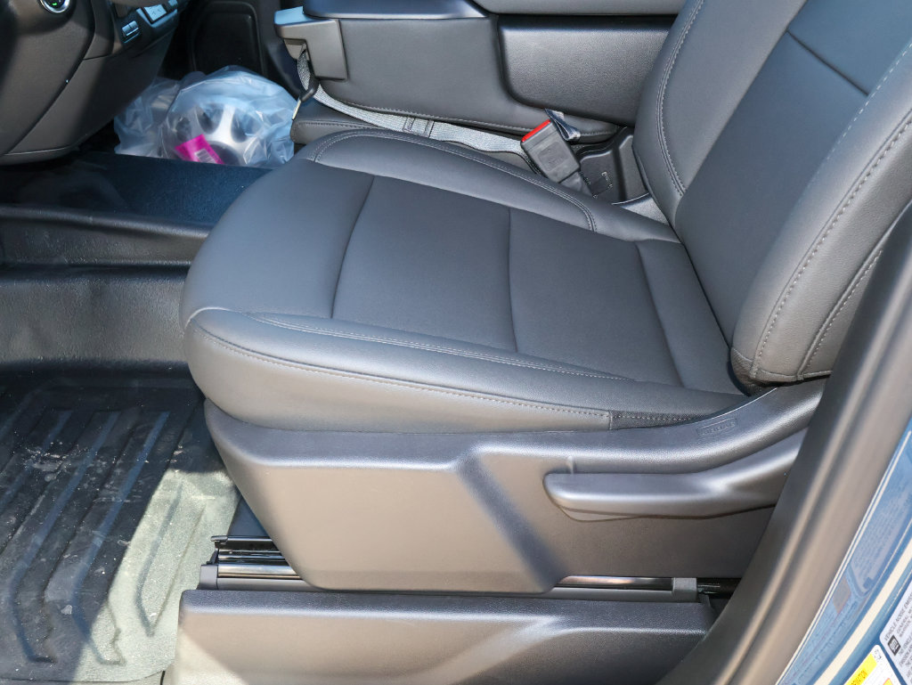 New 2026 GMC Sierra 2500 Pro AWD/4WD image 8