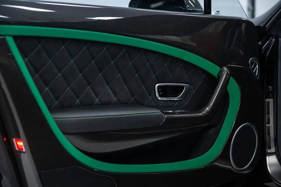 Used 2015 Bentley Continental GT3-R image 16