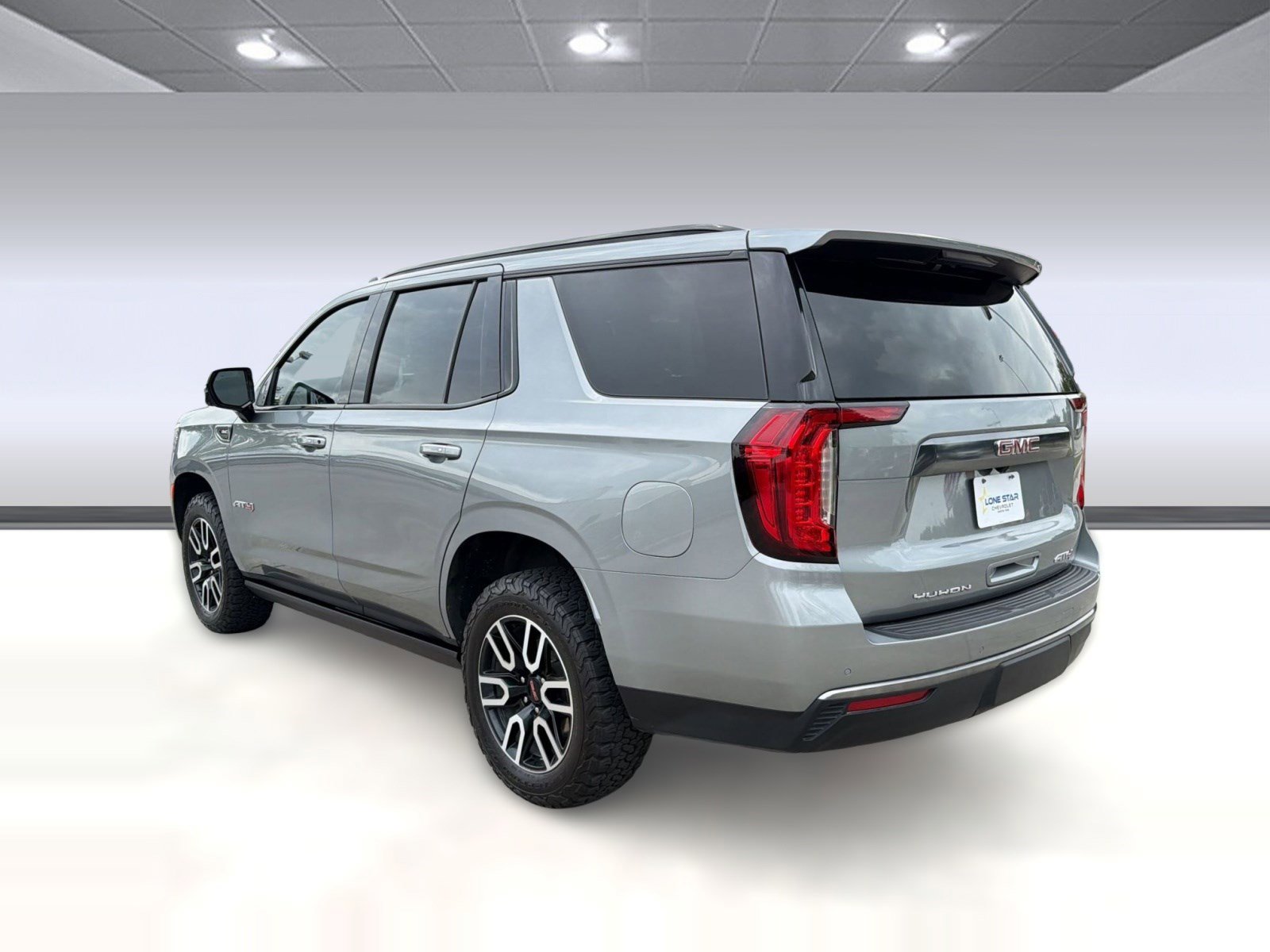 Certified 2023 GMC Yukon AT4 w/ AT4 Premium Plus Package image 3