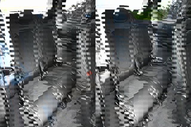 Used 2022 Jeep Grand Cherokee L Laredo image 22