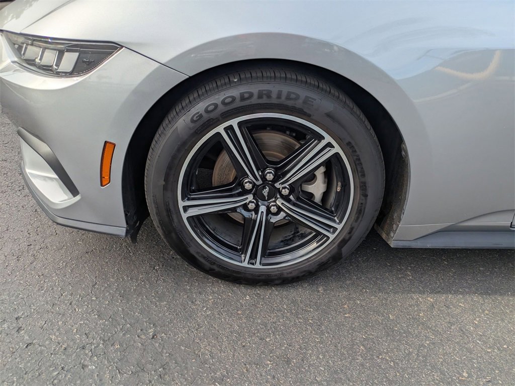 Used 2024 Ford Mustang Premium image 13