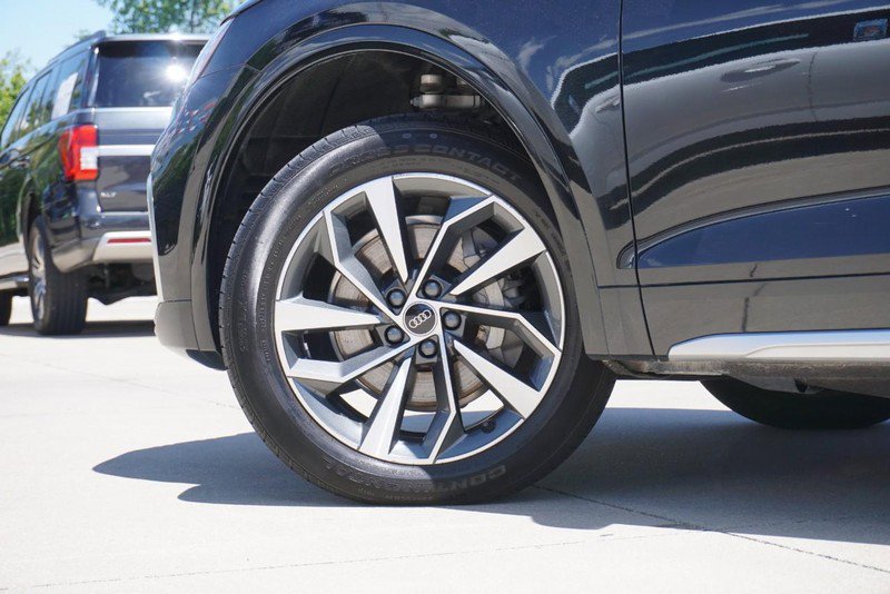 Used 2023 Audi Q5 2.0T Premium Plus AWD/4WD image 16