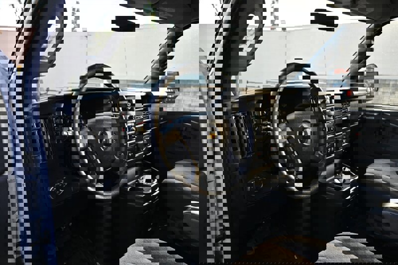 Used 2017 Chevrolet Express 3500 LT w/ LT Preferred Equipment Group image 17