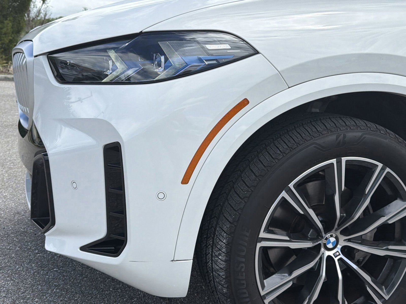 Certified 2025 BMW X5 xDrive40i AWD/4WD image 9