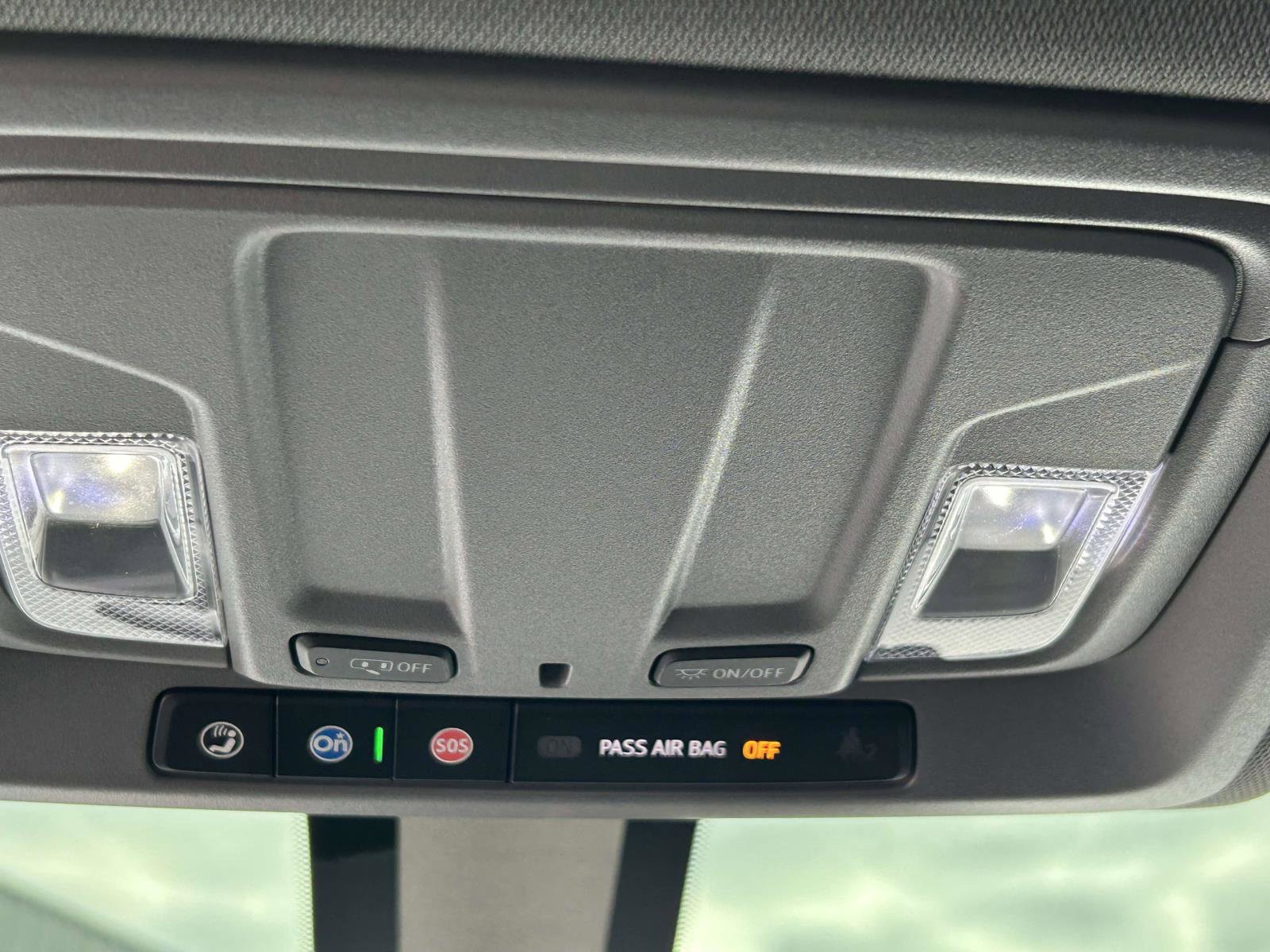 Used 2023 GMC Sierra 3500 Pro w/ Convenience Package image 27