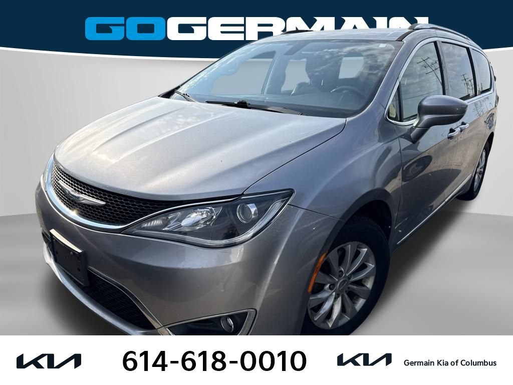 Used 2018 Chrysler Pacifica Touring-L