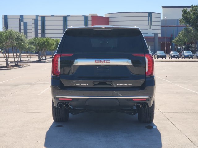 Used 2021 GMC Yukon Denali w/ Denali Premium Package AWD/4WD image 6