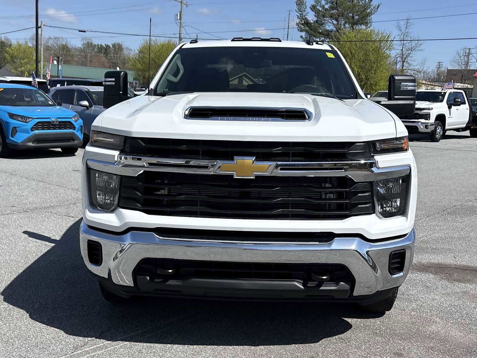 New 2026 Chevrolet Silverado 3500 LT RWD image 3