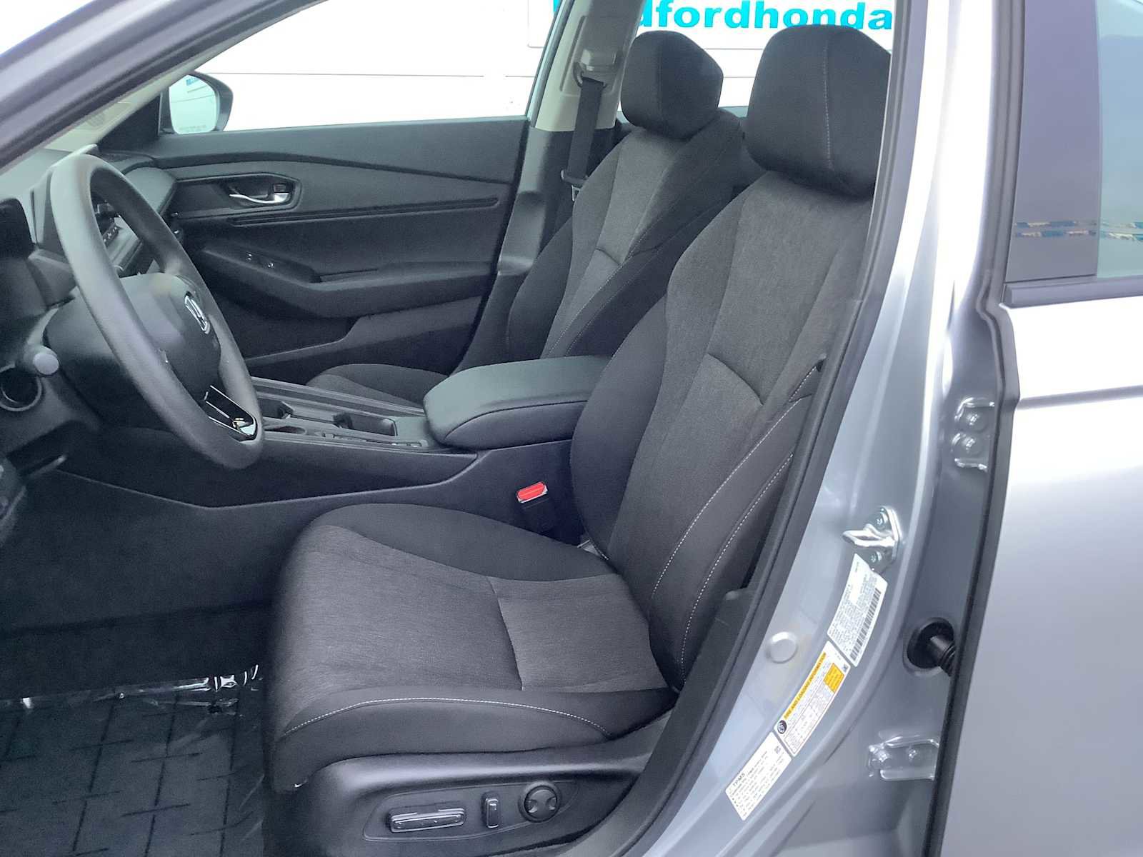 Certified 2025 Honda Accord SE image 11