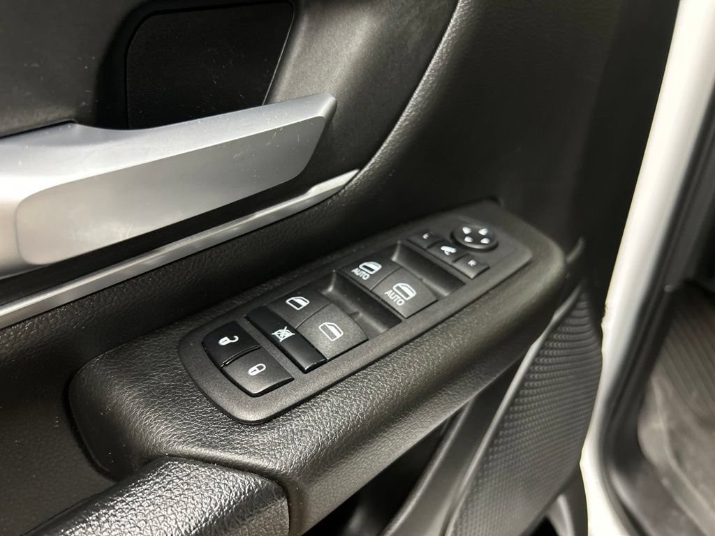 Used 2023 RAM 1500 Big Horn AWD/4WD image 25