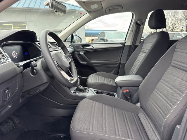 Used 2022 Volkswagen Tiguan S image 12