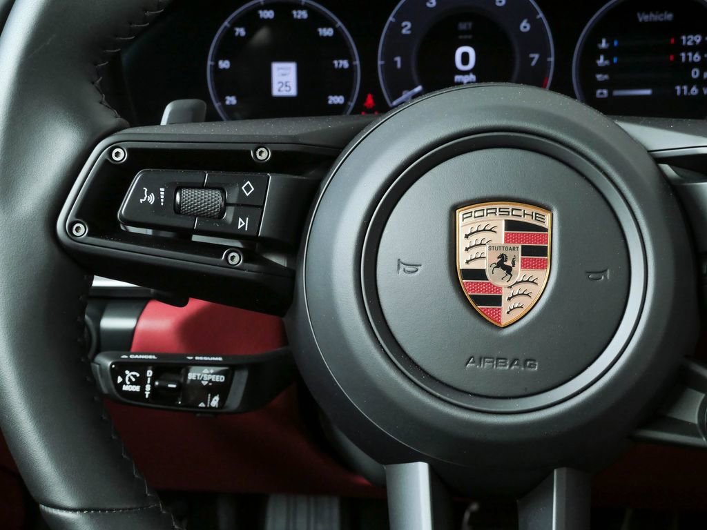 Used 2025 Porsche 911 Carrera S RWD image 10