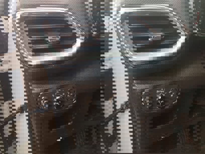 Used 2023 Chevrolet TrailBlazer LT image 18