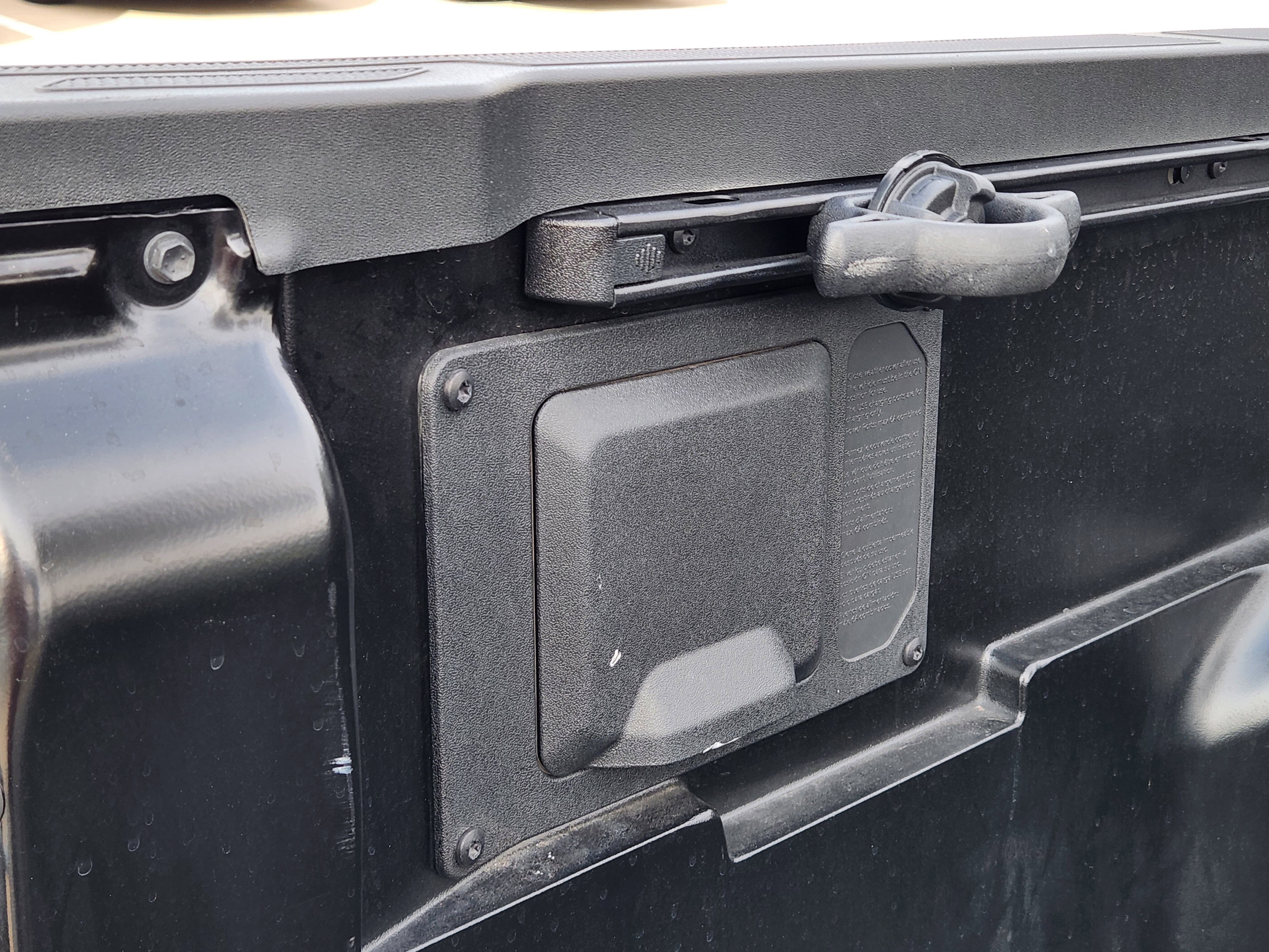 Used 2025 Toyota Tacoma TRD Off-Road image 41