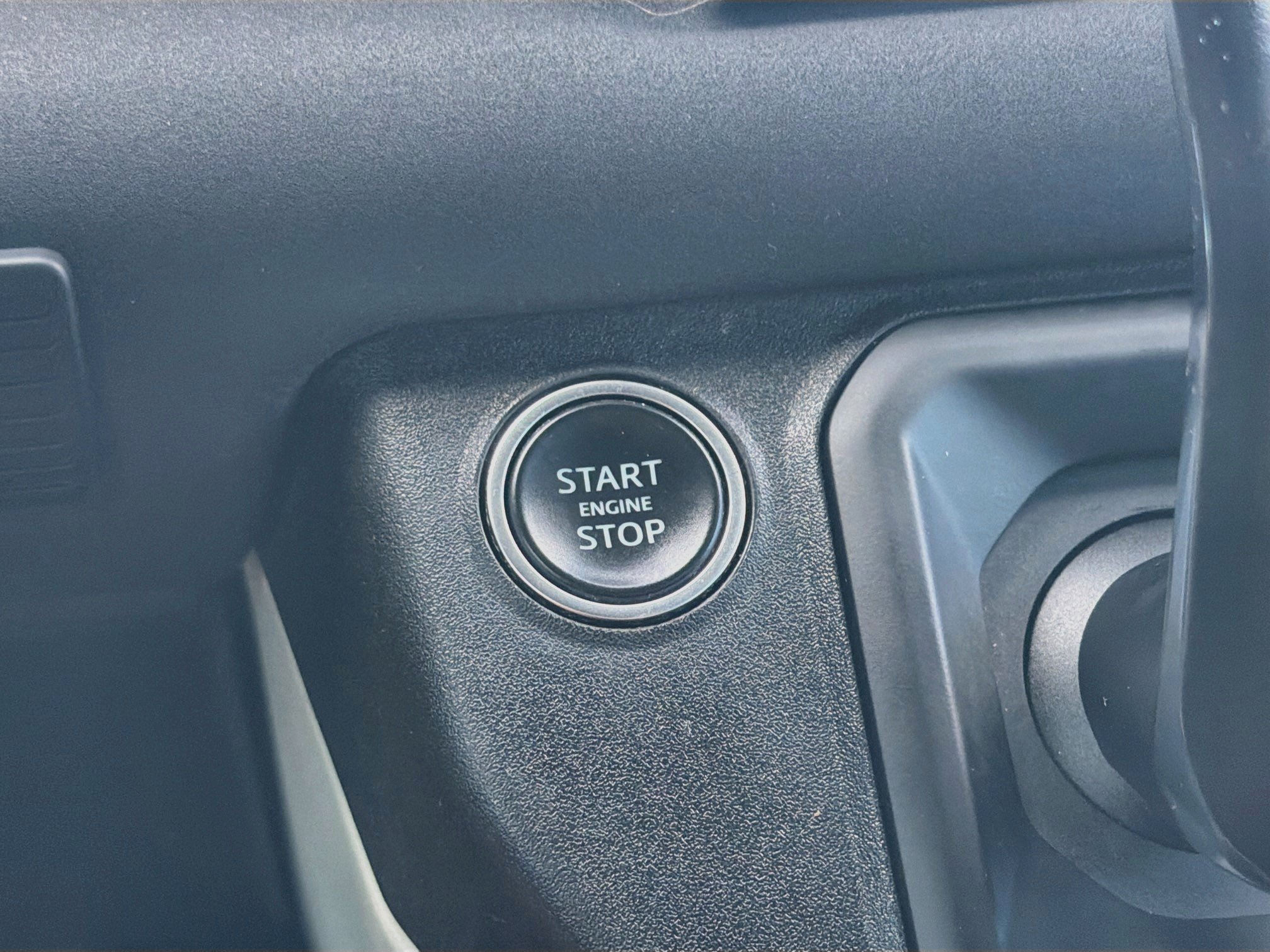 Used 2022 Land Rover Defender 110 S AWD/4WD image 37