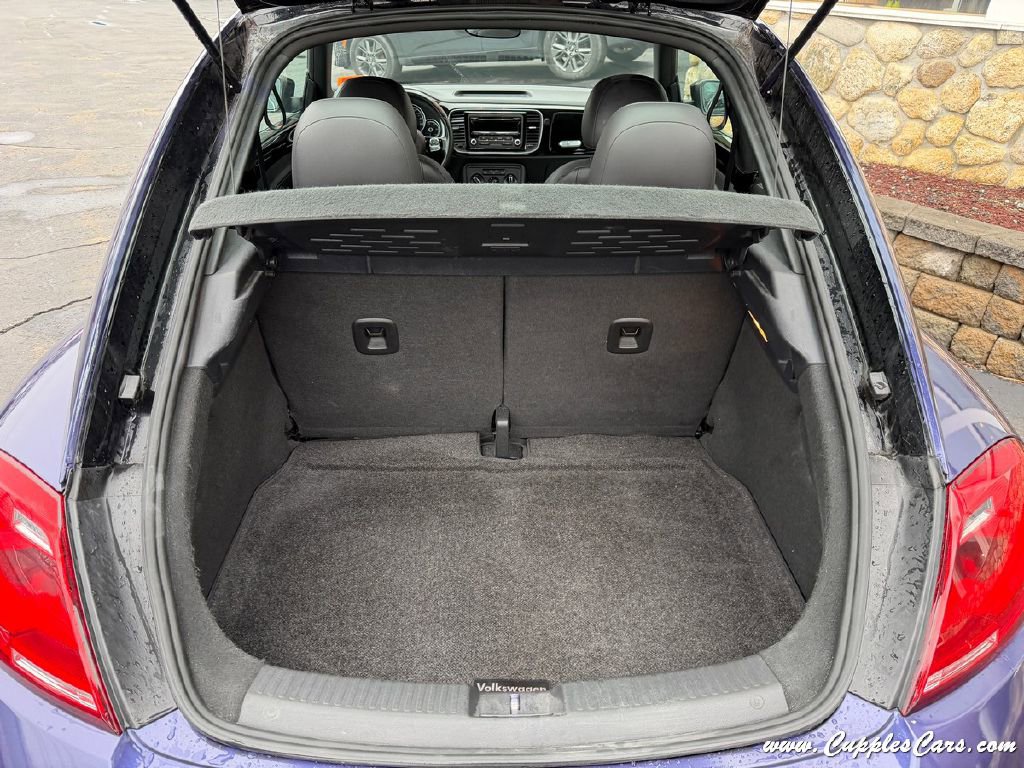 Used 2014 Volkswagen Beetle 2.5 image 8