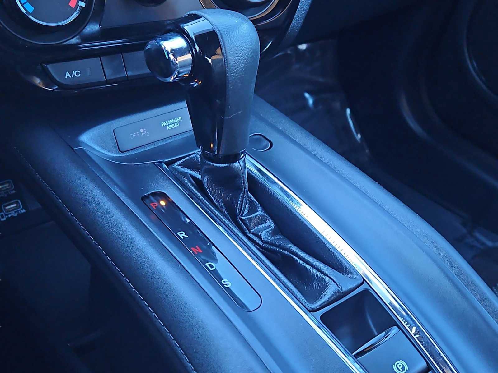 Used 2020 Honda HR-V Sport image 22