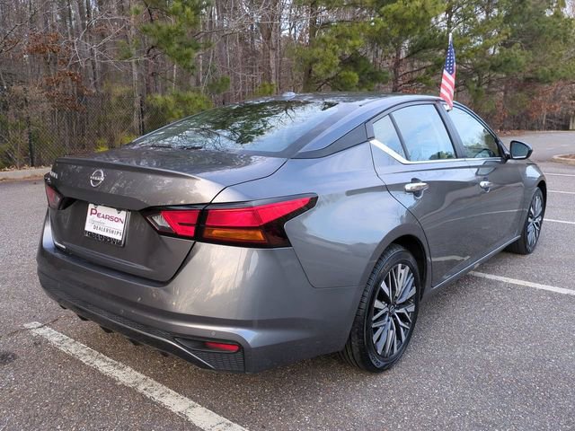 Used 2025 Nissan Altima 2.5 SV image 4