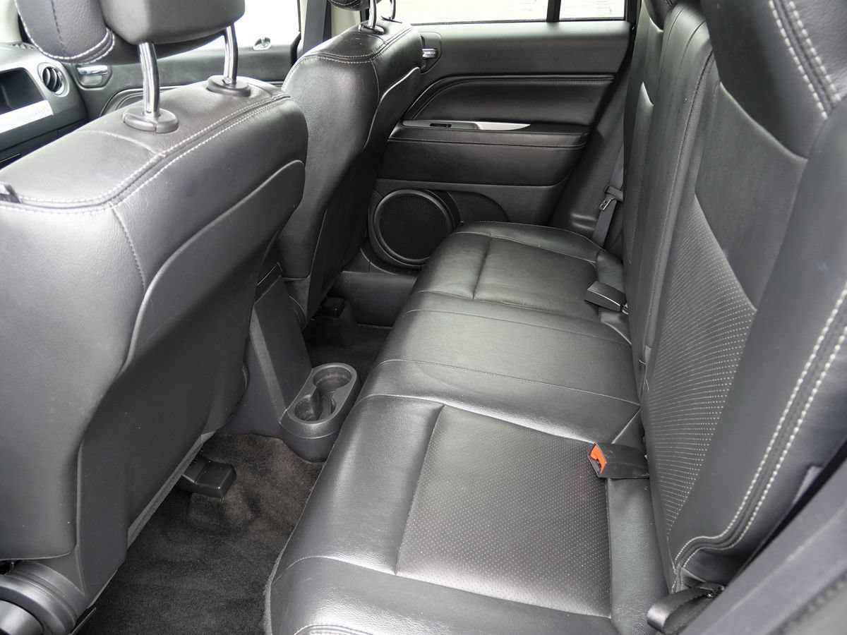 Used 2017 Jeep Compass High Altitude AWD/4WD image 24