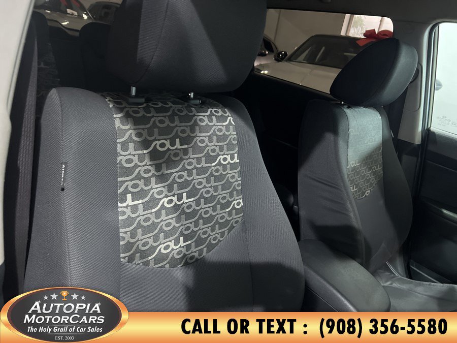 Used 2010 Kia Soul + w/ Audio Pkg FWD image 11