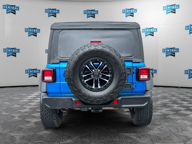 Certified 2025 Jeep Wrangler Willys image 5