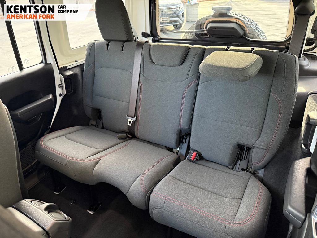 Used 2025 Jeep Wrangler Unlimited Rubicon image 27