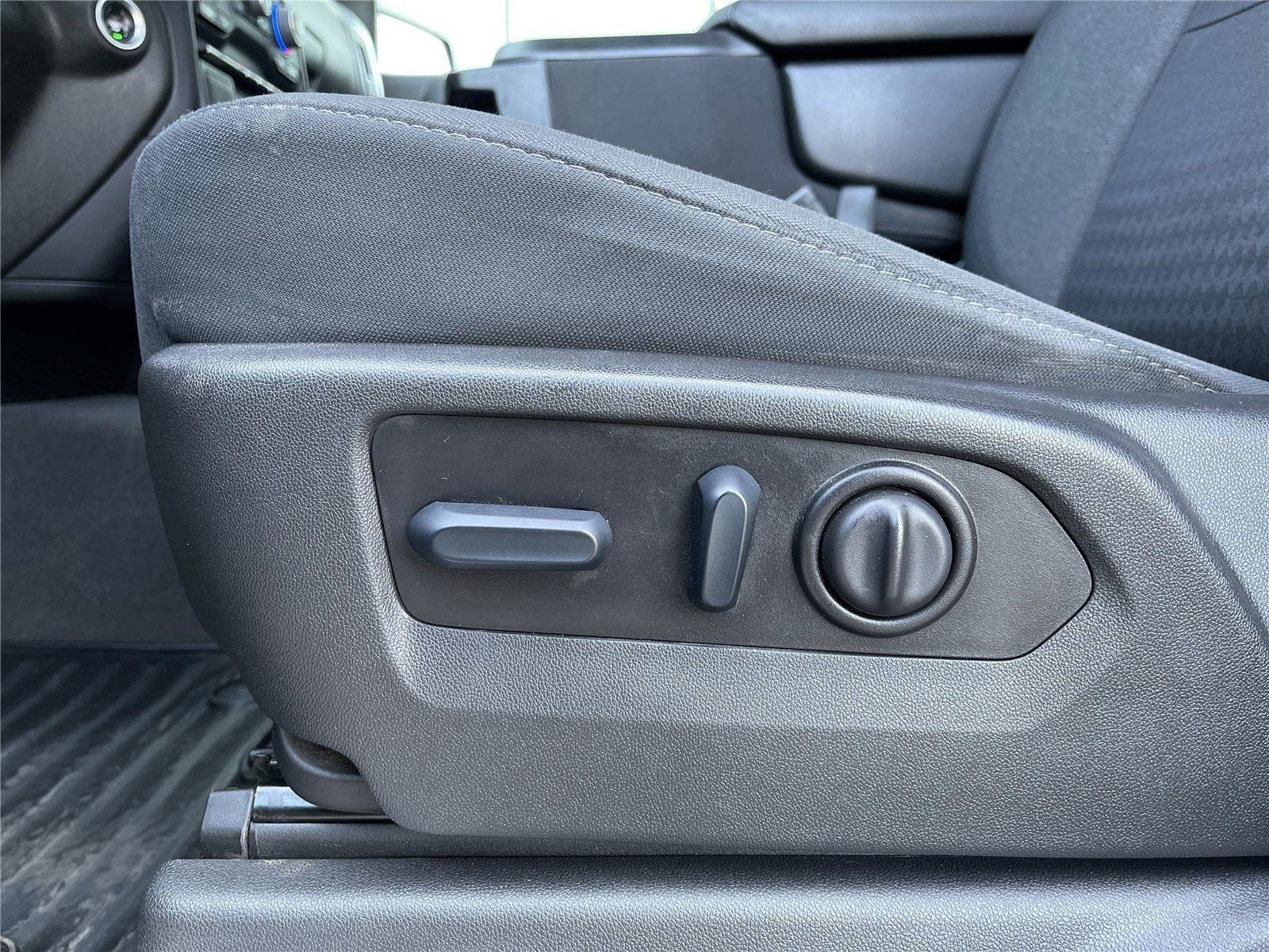 Used 2022 Chevrolet Silverado 1500 RST w/ LPO, Blackout Package image 16