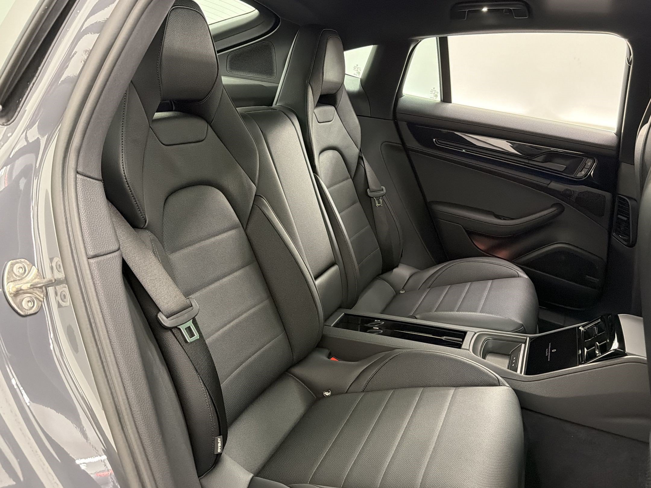 New 2026 Porsche Panamera 4 AWD/4WD image 32