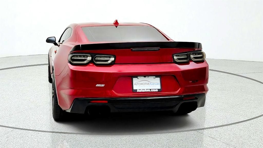 Used 2021 Chevrolet Camaro SS RWD image 6