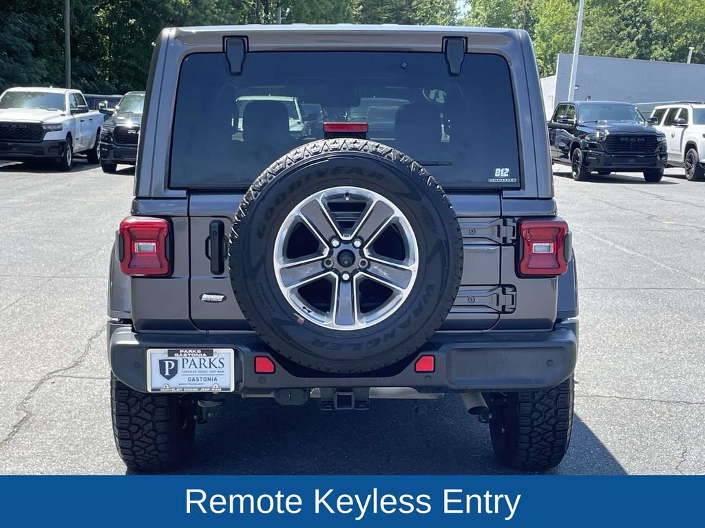 Used 2021 Jeep Wrangler Unlimited Sahara AWD/4WD image 7
