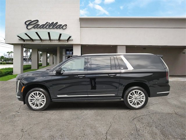 New 2026 Cadillac Escalade ESV Luxury image 2
