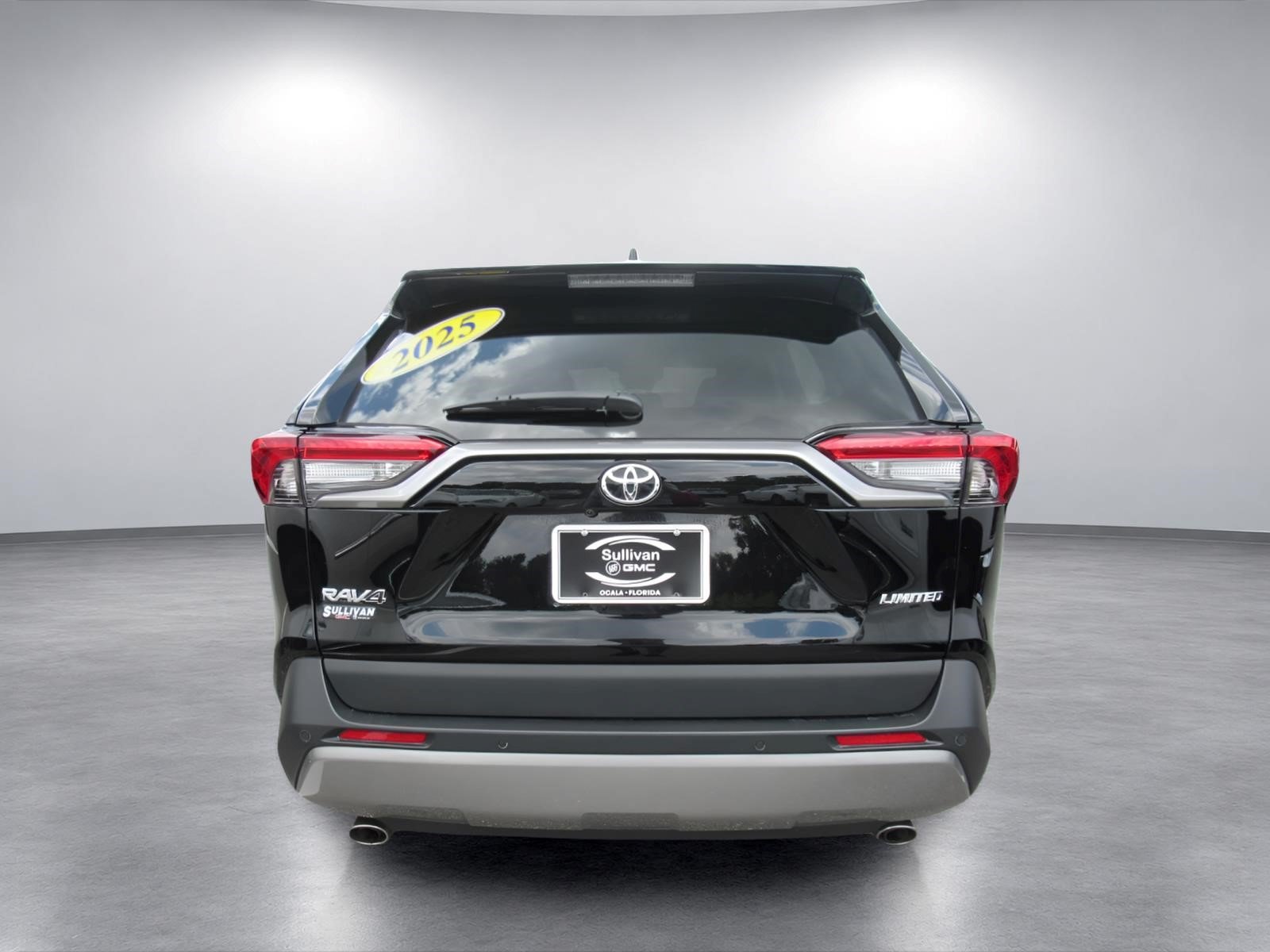 Used 2025 Toyota RAV4 Limited w/ Weather Package FWD image 6