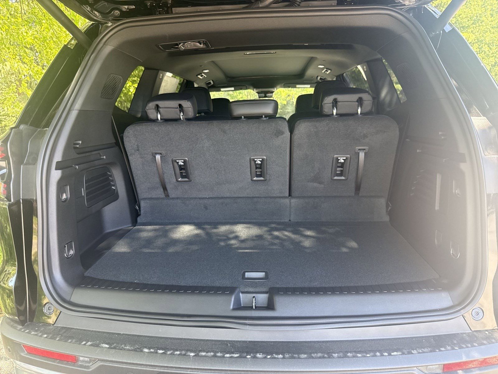 New 2026 GMC Acadia Elevation w/ Elevation Premium Package AWD/4WD image 20