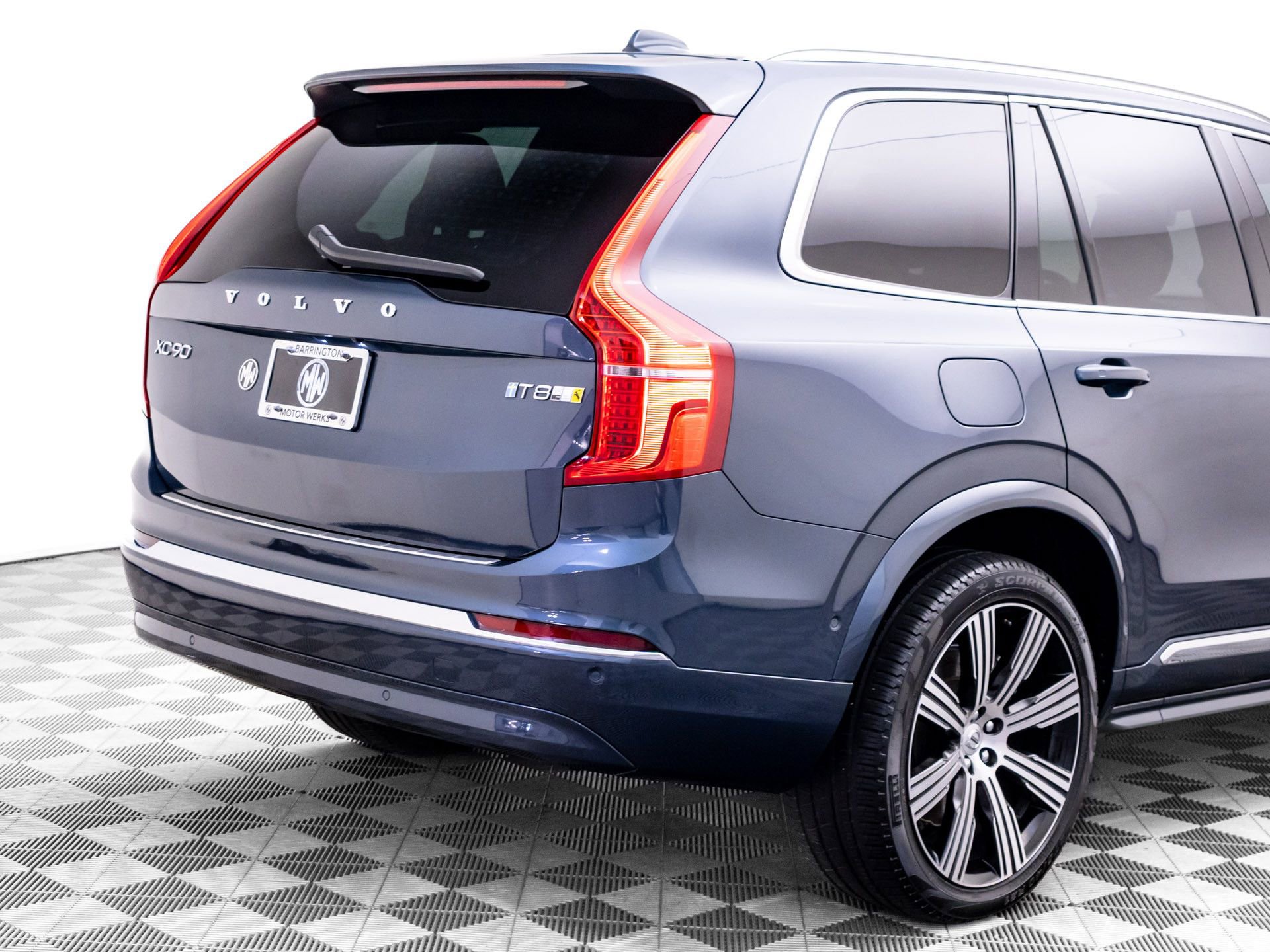Used 2025 Volvo XC90 T8 Ultra w/ Protection Package Premier AWD/4WD image 39